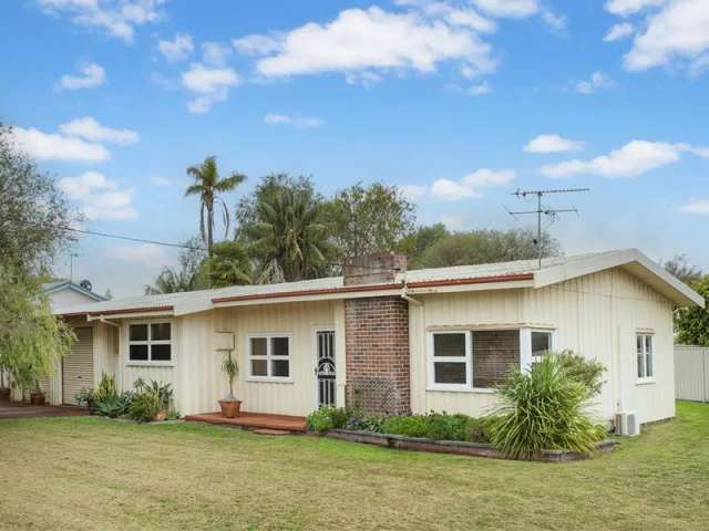 House For Sale in Busselton, Western Australia