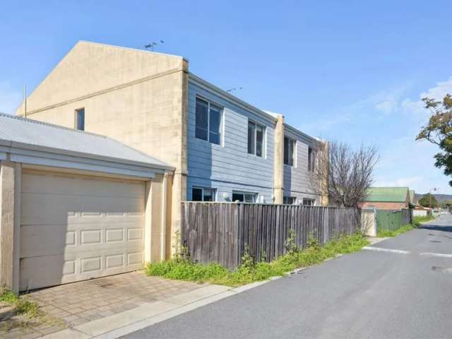 House For Sale in City of Gosnells, Western Australia