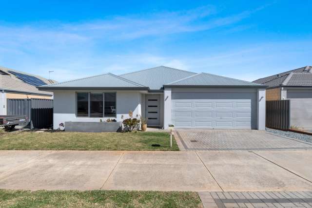 Large Four Bedroom Family Home in Baldivis