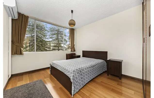 Rent 2 bedroom apartment in Glenelg