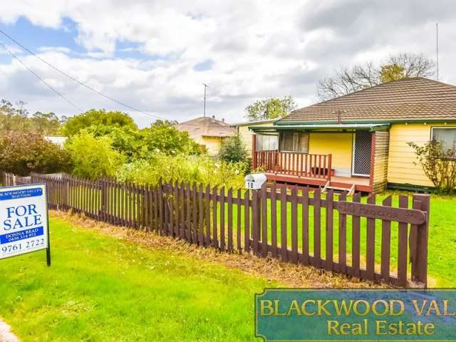 House For Sale in Boyup Brook, Western Australia