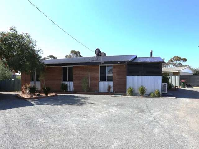 House For Sale in Kambalda West, Western Australia