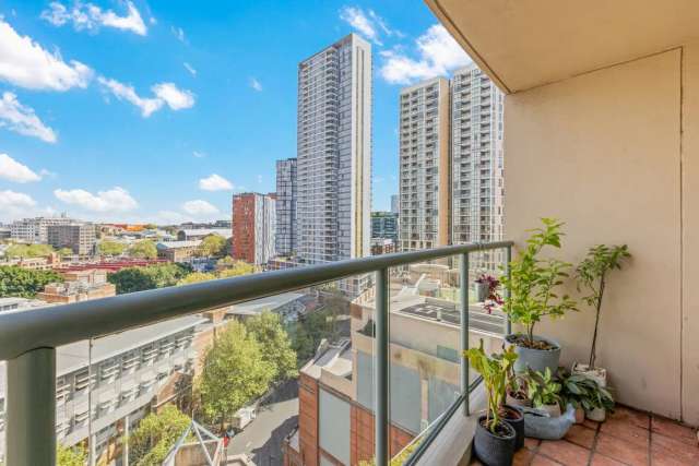 Apartment For Sale in Sydney, New South Wales