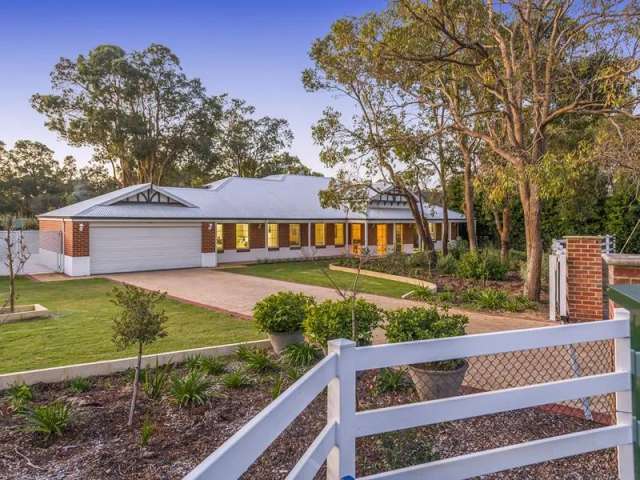 House For Sale in City of Swan, Western Australia