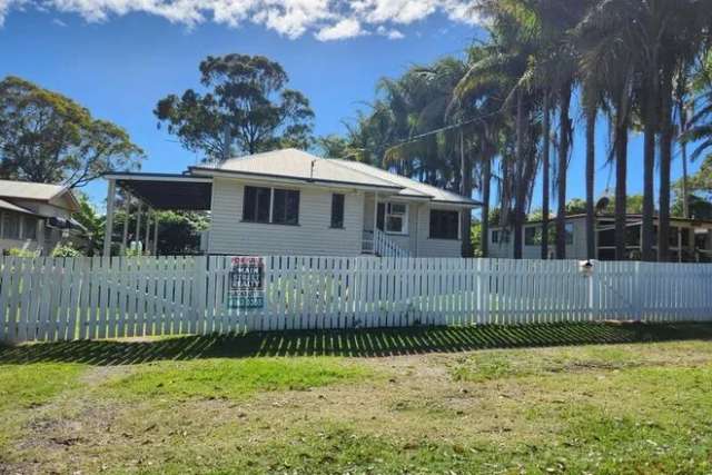 House For Sale in Blackbutt, Queensland