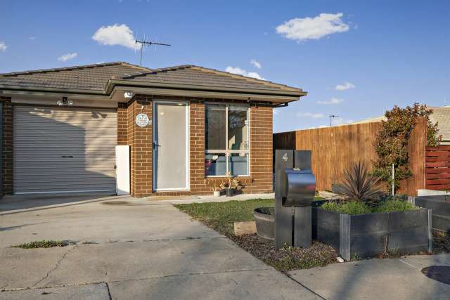 House For Sale in District of Gungahlin, Australian Capital Territory