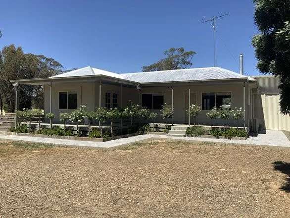 House For Rent in Rural City of Horsham, Victoria