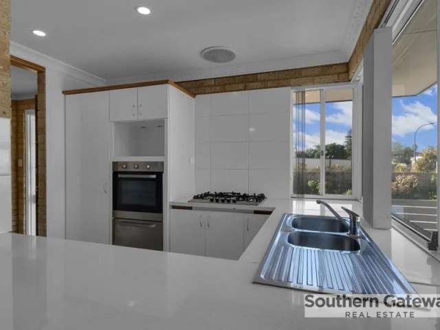 House For Rent in Rockingham, Western Australia