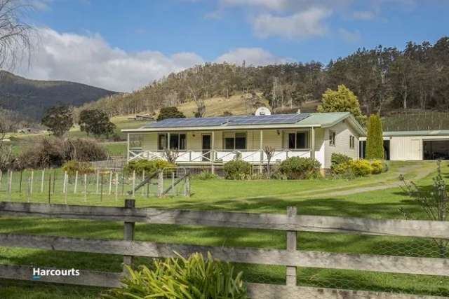 House For Sale in Woodbridge, Tasmania