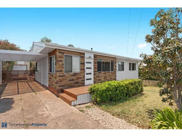 Prime Mount Lofty Location! Impressive, Charming Home In A Quiet, Leafy Street!