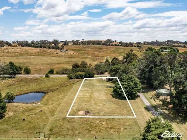 Perfect 1 Acre (4000sqm) Private Corner Home Allotment with Views of Surrounding Hills. STCA