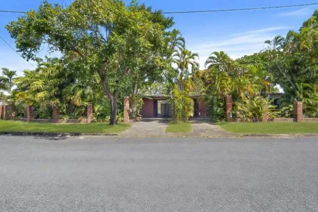 House For Sale in Cairns, Queensland