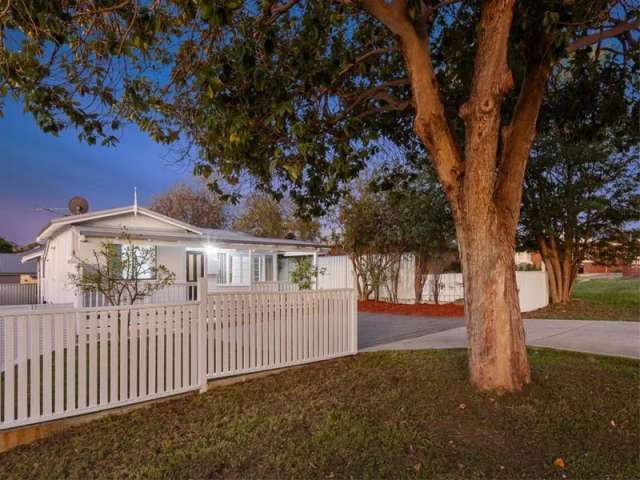 House For Sale in City of Melville, Western Australia