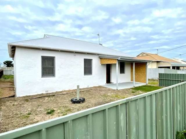 Renovated Quaint Cottage