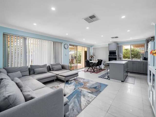 House For Sale in City of Gosnells, Western Australia