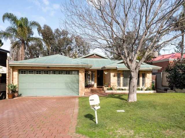 House For Sale in City of Melville, Western Australia