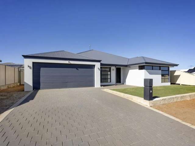 House For Sale in Geraldton, Western Australia