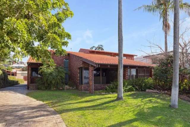 House For Rent in City of Melville, Western Australia