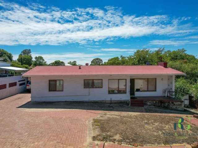 House For Sale in City of Melville, Western Australia