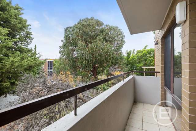 Apartment For Sale in Melbourne, Victoria