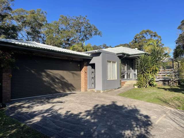 Real Estate For Lease - 13 Yurara Close - Kincumber , NSW