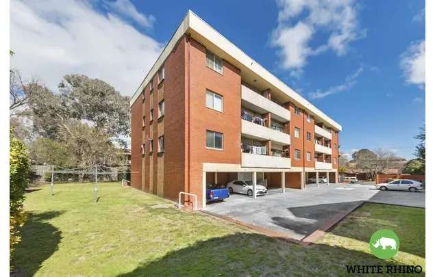 Rent 2 bedroom apartment of 58 m² in Queanbeyan