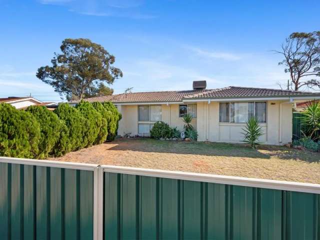 House For Sale in Kambalda West, Western Australia