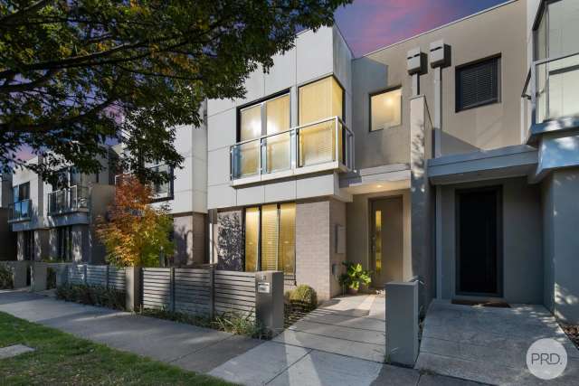 Contemporary 4-Bedroom Townhouse