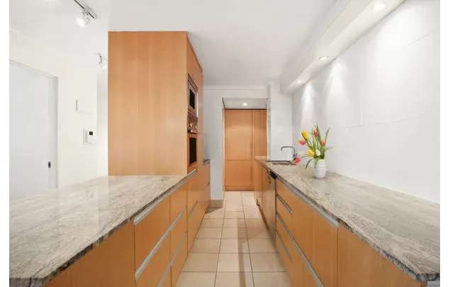 Rent 2 bedroom apartment in Sydney