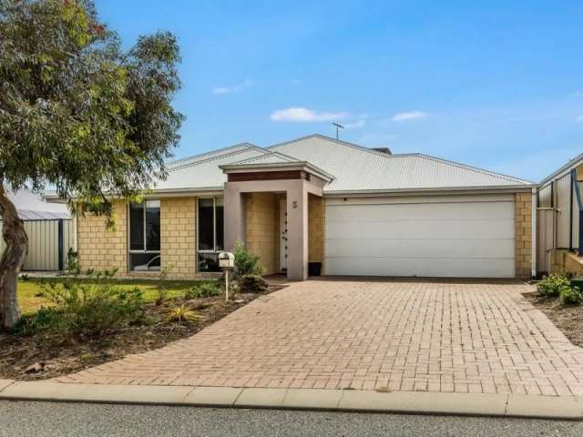 House For Sale in Mandurah, Western Australia