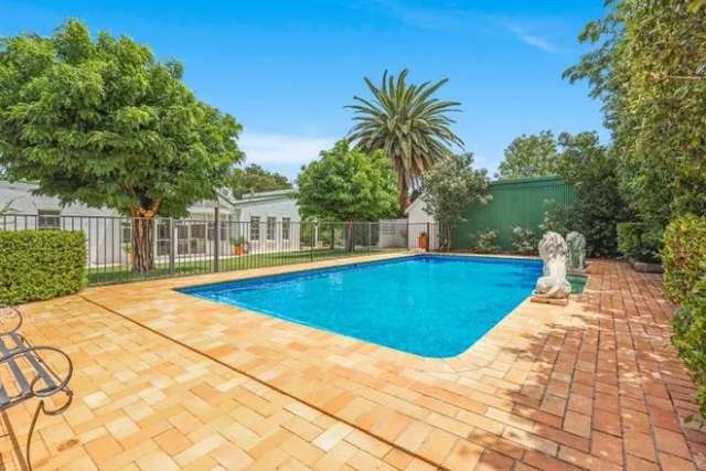 House For Sale in Tamworth, New South Wales