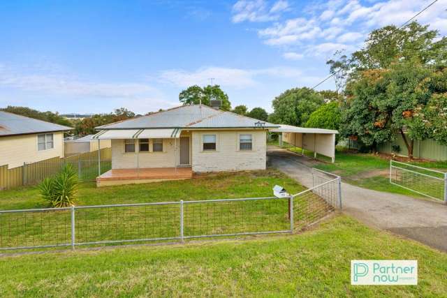 House For Sale in Tamworth, New South Wales