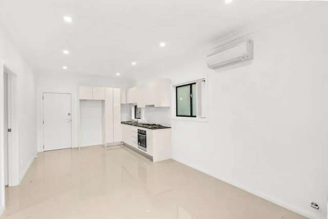 Private modern 2 bedroom granny flat