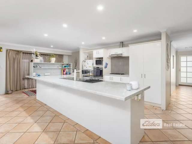 House For Sale in Bunbury, Western Australia