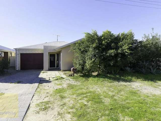 Villa For Sale in City of Stirling, Western Australia