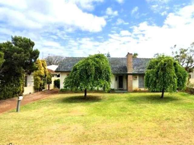 House For Sale in Busselton, Western Australia