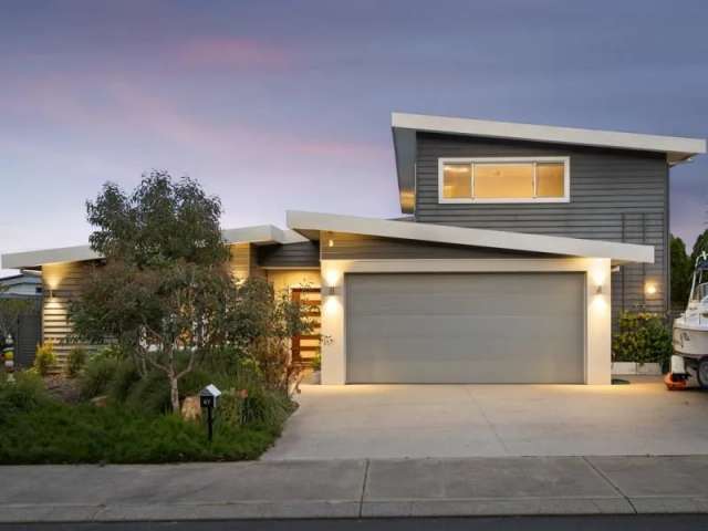 House For Sale in Dunsborough, Western Australia