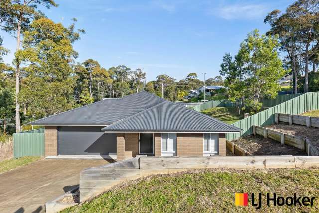 House For Sale in Malua Bay, New South Wales