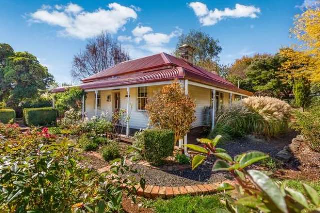 House For Sale in Trentham, Victoria