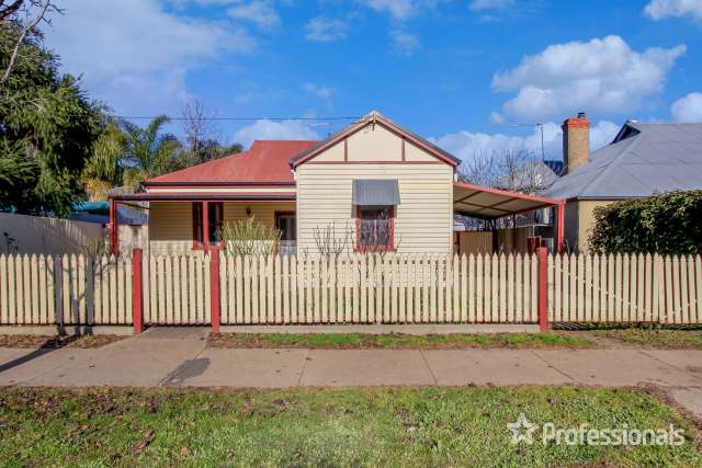 House For Rent in Wagga Wagga City Council, New South Wales