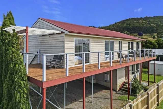 House For Sale in Apollo Bay, Victoria