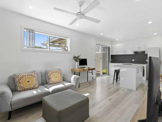 Real Estate For Lease - 36a Priestman Avenue - Umina Beach , NSW