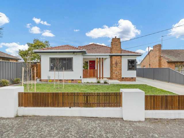 A Tastefully Renovated Ballarat North Beauty.