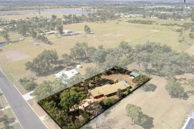 House For Sale in Southern Downs Regional, Queensland