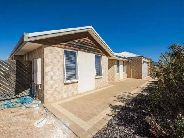 House For Sale in Geraldton, Western Australia