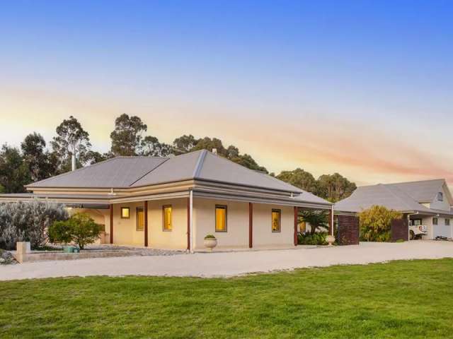 House For Sale in Margaret River, Western Australia