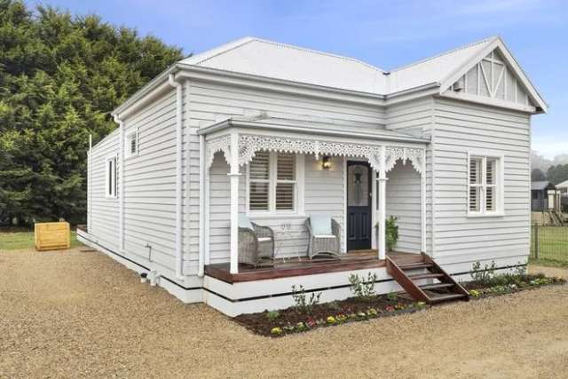 House For Sale in Trentham, Victoria