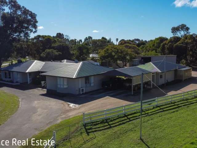 House For Sale in Shire Of Esperance, Western Australia