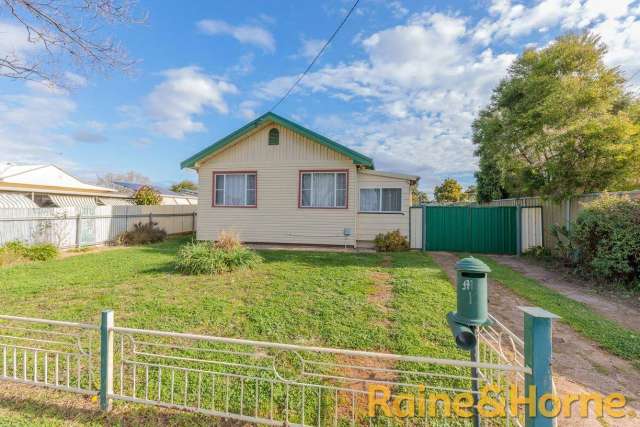 House For Rent in Dubbo, New South Wales