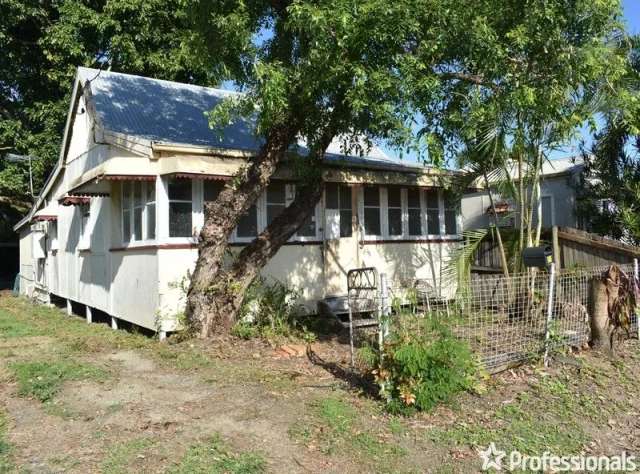 Charming Renovator Close to the City!